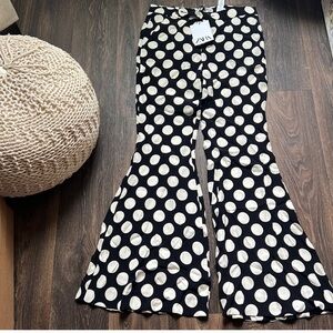 Zara Limited Edition Black and White Polka Dot Flare Pants. Size M